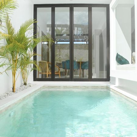 Villa Poppy Bumbak Canggu Extérieur photo