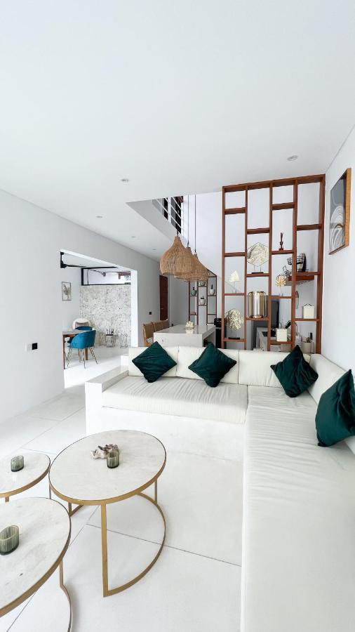 Villa Poppy Bumbak Canggu Extérieur photo