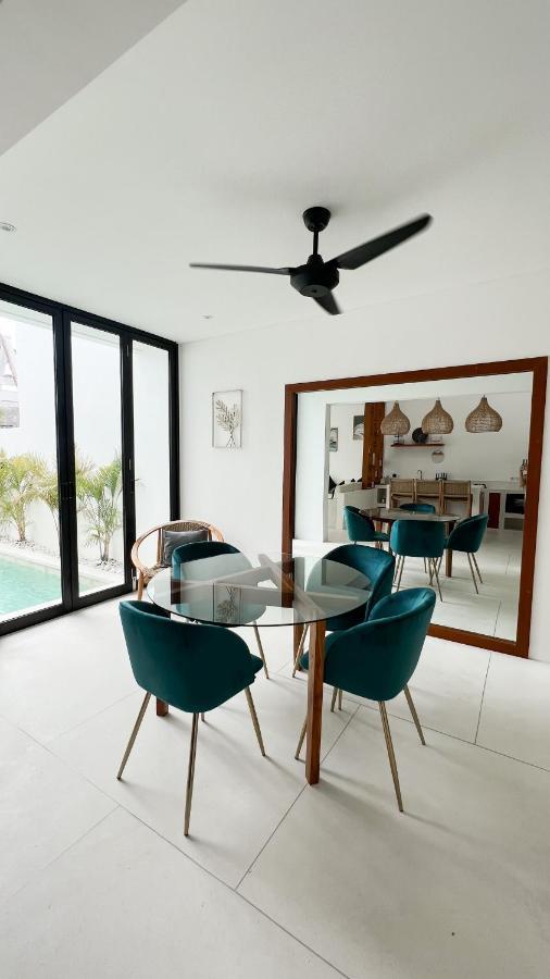 Villa Poppy Bumbak Canggu Extérieur photo